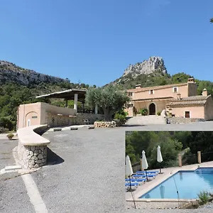 Es Picot Farm stay